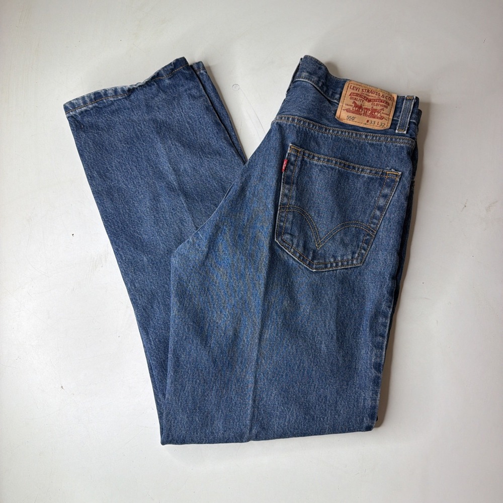 Levi's 550 Men's 33x32 Blue Jeans Relaxed Straight Leg Denim